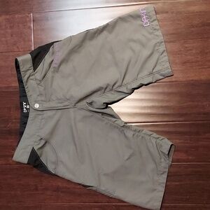 Dakine Castlerock Grey w/ Purple Siren MTB Cycling Shorts w/o Liner Size 24